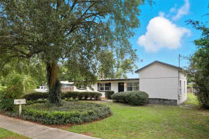 221 PLAZA OVAL, CASSELBERRY, FL 32707 - MLS#MFRO6348340