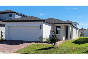 3247 Bella Vista Dr, DAVENPORT