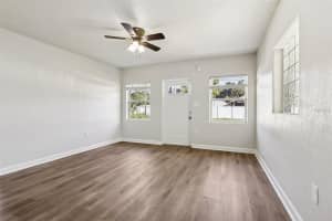 2620 HAWTHORNE STREET, ORLANDO, FL 32806 - MLS#MFRO6348576