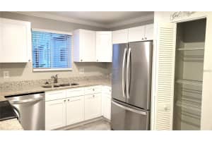 4164 PLANTATION VILLAGE CONDO DRIVE DRIVE, ORLANDO, FL 32810 - MLS#MFRO6348639