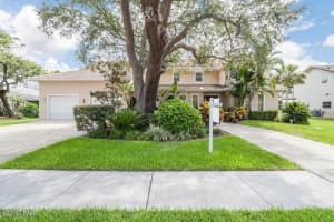 1647 RIVERSIDE DRIVE, DAYTONA BEACH, FL 32117 - MLS#MFRO6348708