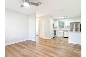 530 CARPENTER AVENUE, ORANGE CITY, FL 32763 - MLS#MFRO6348754