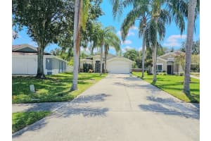 3111 CRANES COVE LOOP, KISSIMMEE, FL 34741 - MLS#MFRO6348755