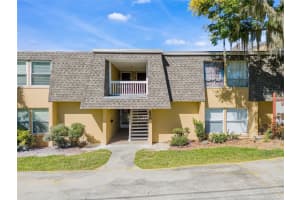220 E Desoto St #4, CLERMONT