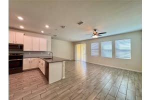 326 MUSCOGEE LANE, ORLANDO, FL 32825 - MLS#MFRO6348777