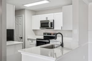 1939 SUMMER CLUB DRIVE, OVIEDO, FL 32765 - MLS#MFRO6348831