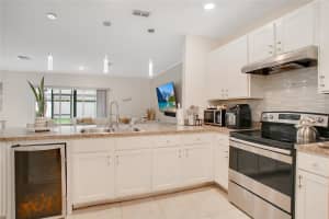 9006 PINALES WAY, KISSIMMEE, FL 34747 - MLS#MFRO6348838