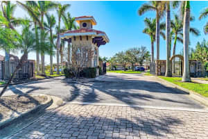 2084 LA PALMA AVENUE, PORT CHARLOTTE, FL 33953 - MLS#MFRO6348911