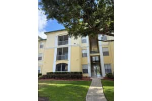 8917 Legacy Ct #207, KISSIMMEE