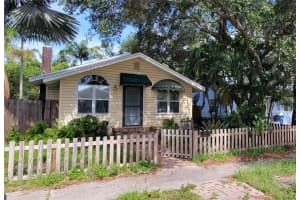 3718 14TH STREET, ST PETERSBURG, FL 33704 - MLS#MFRO6349091