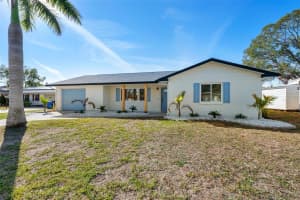 105 12TH STREET, RUSKIN, FL 33570 - MLS#MFRO6349116