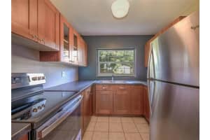 1020 GARDEN PLAZA, ORLANDO, FL 32803 Sold 10/26/25