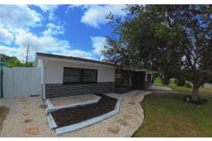 11598 Ridge Rd Largo, FL 33778 - Off Market