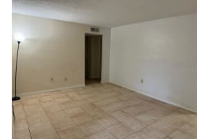 700 AIRPORT BOULEVARD, SANFORD, FL 32773 - MLS#MFRO6349388