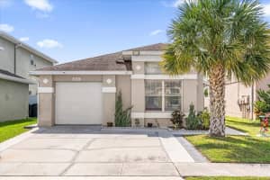13216 Greenpointe Dr, ORLANDO