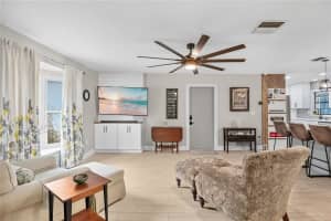 47 COMMUNITY DRIVE, DEBARY, FL 32713 - MLS#MFRO6349546