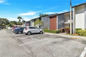9 ESCONDIDO CIRCLE, ALTAMONTE SPRINGS, FL 32701 - MLS#MFRO6349547
