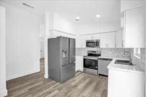 1730 AVENUE C NE, WINTER HAVEN, FL 33881 - MLS#MFRO6349616