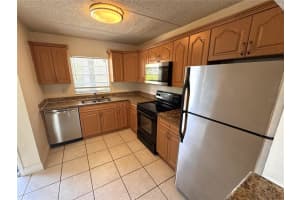 2850 SOMERSET PARK DRIVE, TAMPA, FL 33613 - MLS#MFRO6349705