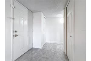 802 SKY LAKE CIRCLE, ORLANDO, FL 32809 - MLS#MFRO6349754
