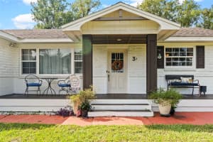 3 UNIVERSITY CIRCLE, DELAND, FL 32724 Sold 11/26/25