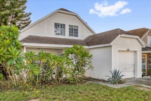 728 Belvoir Dr, DAVENPORT