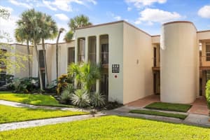 516 Orange Dr #24, ALTAMONTE SPRINGS