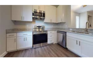 1341 Arbor Vista Loop #221, LAKE MARY