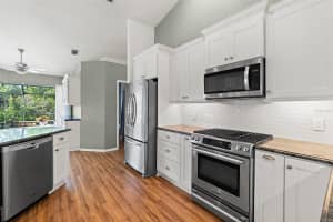 1005 FOSTORIA DRIVE, MELBOURNE, FL 32940 - MLS#MFRO6350015