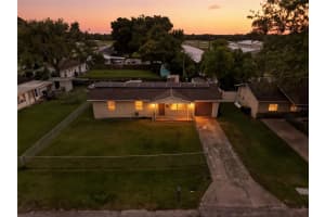 2613 FOWLER AVENUE, AUBURNDALE, FL 33823 - MLS#MFRO6350016