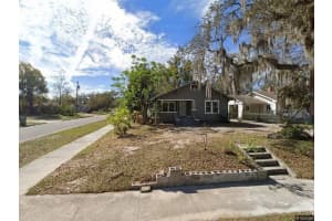 1803 High St, LEESBURG