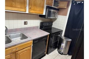 30 MOREE LOOP, WINTER SPRINGS, FL 32708 Sold 12/04/25