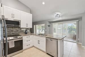 6516 MOONSHELL COURT, ORLANDO, FL 32819 - MLS#MFRO6350136