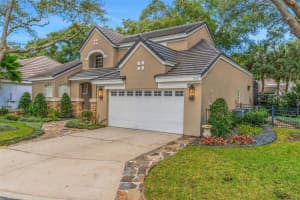 209 WIMBLEDON CIRCLE, HEATHROW, FL 32746 - MLS#MFRO6350149