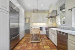 710 WILLOW AVENUE, TAMPA, FL 33606 - MLS#MFRO6350236