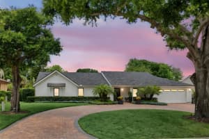 7455 SPARKLING LAKE RD, ORLANDO, FL 32819 - MLS#MFRO6350305