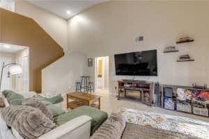 2664 HORSESHOE BAY DRIVE, KISSIMMEE, FL 34741 - MLS#MFRO6350311