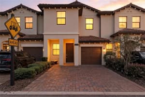 1224 Royal St George Blvd, DAVENPORT