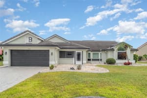 2048 BERRY ROBERTS DRIVE, SUN CITY CENTER, FL 33573 - MLS#MFRO6350386