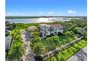 1511 S Riverside Dr, NEW SMYRNA BEACH