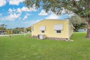 152 FLORENCE BOULEVARD, DEBARY, FL 32713 - MLS#MFRO6350505