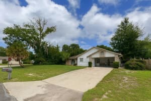 2870 Valmont Ln, DELTONA