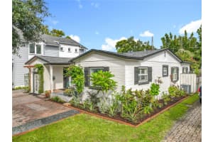 825 SMITH STREET, ORLANDO, FL 32804 - MLS#MFRO6350648