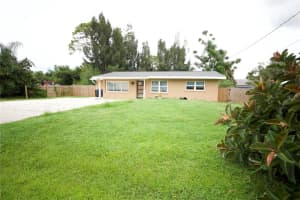 2435 EUGENE STREET, SARASOTA, FL 34231 - MLS#MFRO6350650