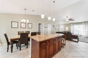 10131 CYPRESS GLEN PLACE, ORLANDO, FL 32825 - MLS#MFRO6350749