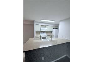 9481 HIGHLAND OAK DRIVE, TAMPA, FL 33647 - MLS#MFRO6350908