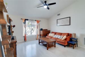 1112 WINDY BLUFF DRIVE, MINNEOLA, FL 34715 - MLS#MFRO6350924