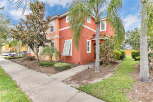 920 Las Fuentes Dr, KISSIMMEE