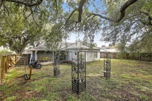 829 Lighthouse Cv Sanford, FL 32773 - Off Market