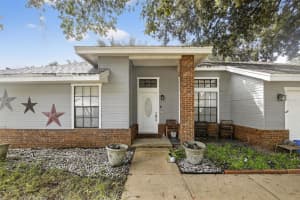 829 Lighthouse Cv Sanford, FL 32773 - Off Market